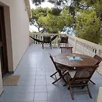 Apartments Var Appartement Sveta Nedelja (Hvar)