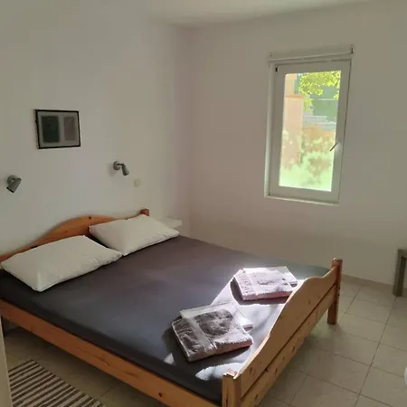 Apartments Var דירה