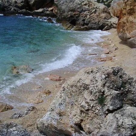 Apartments Var Sveta Nedelja (Hvar)